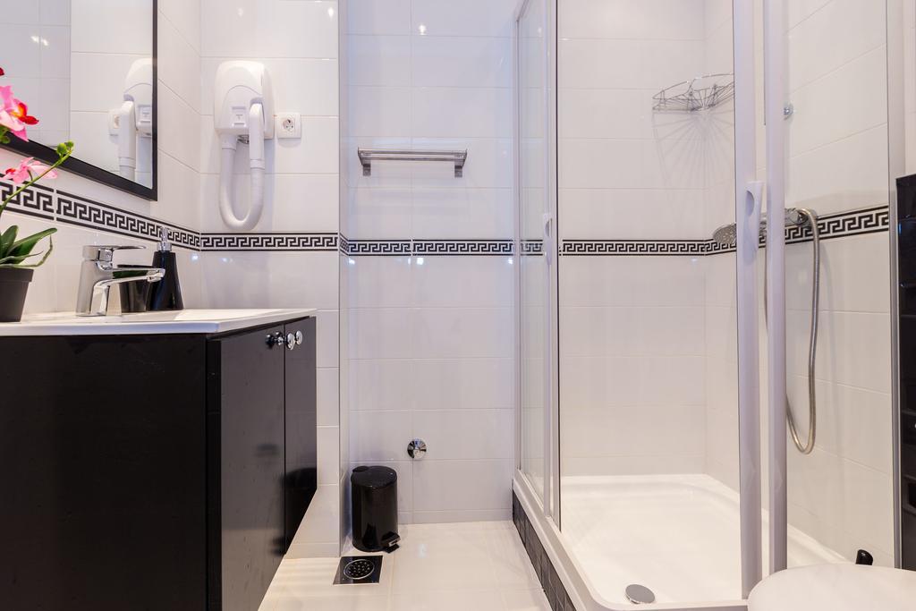 Apartments Elizabeth Biograd Na Moru Room photo
