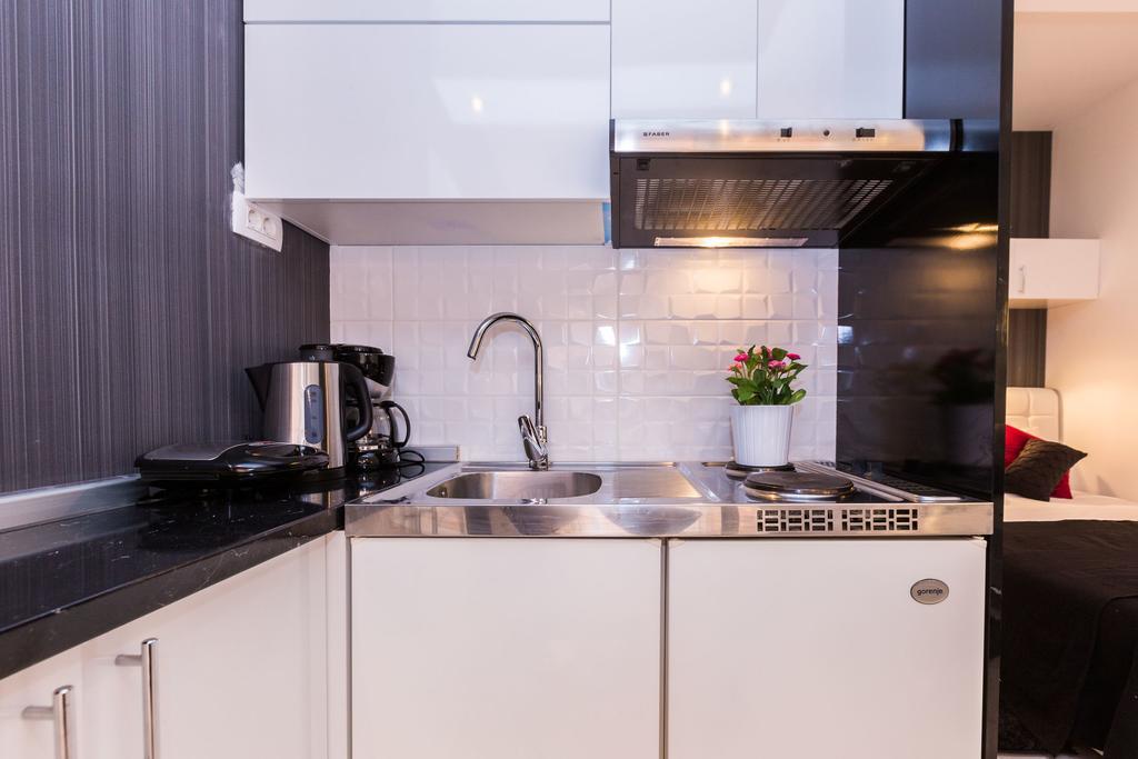 Apartments Elizabeth Biograd Na Moru Exterior photo
